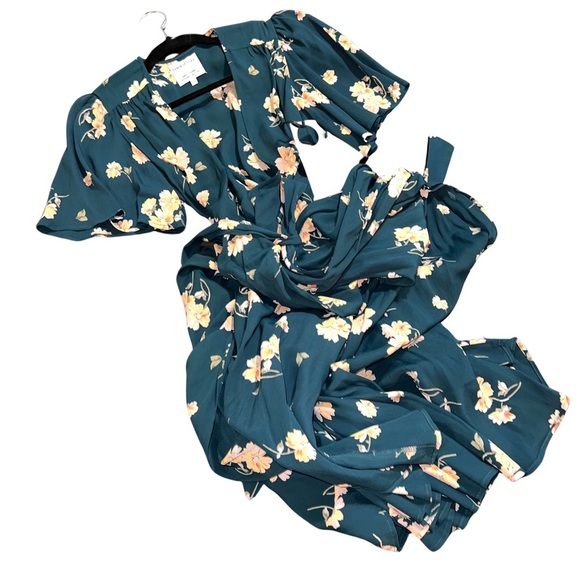 Privacy Please Plaza Kimono Dress in Sequoia Green SMALL - Picture 5 of 7